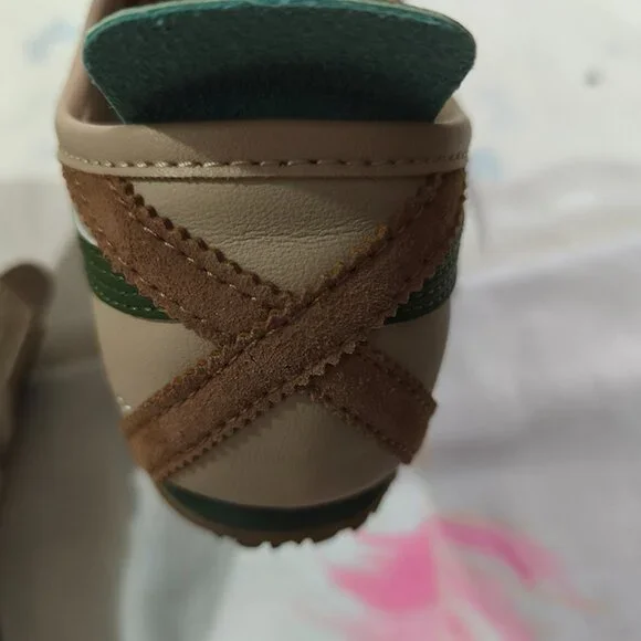 Onitsuka Tiger Comfort Walking Shoes